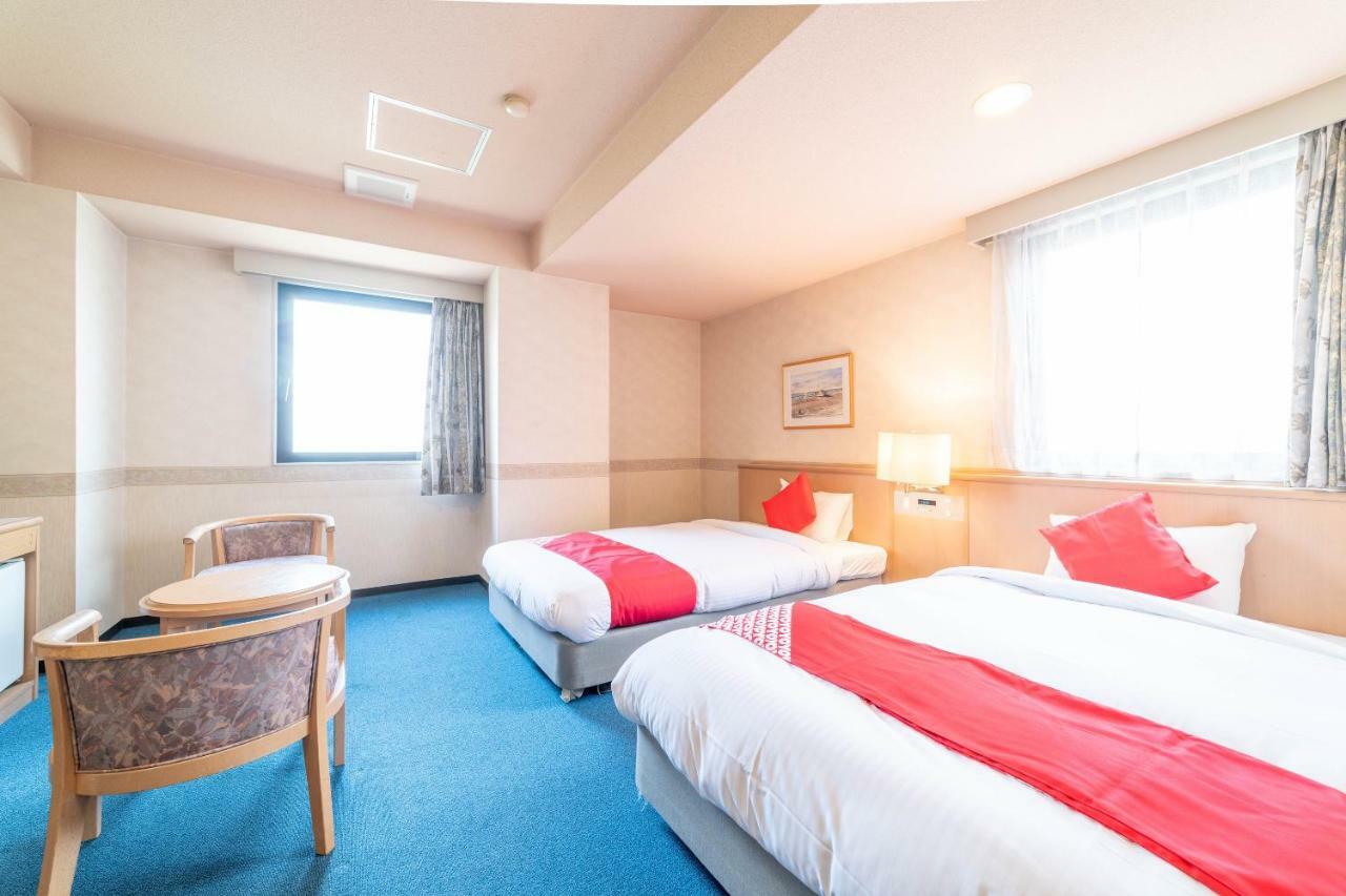 Oyo Business Hotel Nishiura Йокаичи Екстериор снимка
