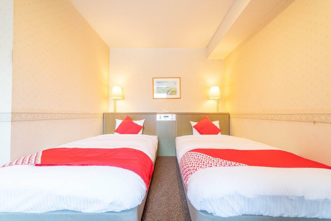 Oyo Business Hotel Nishiura Йокаичи Екстериор снимка