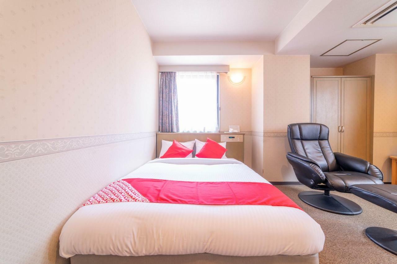 Oyo Business Hotel Nishiura Йокаичи Екстериор снимка