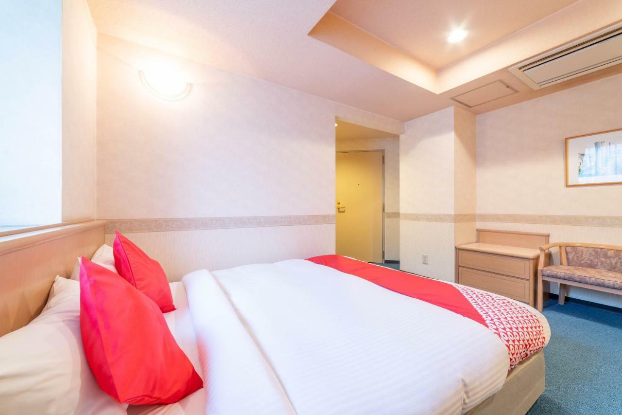 Oyo Business Hotel Nishiura Йокаичи Екстериор снимка